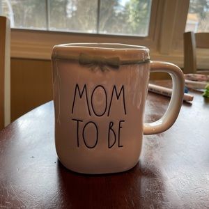 Rae Dunn mom to be blue ribbon mug